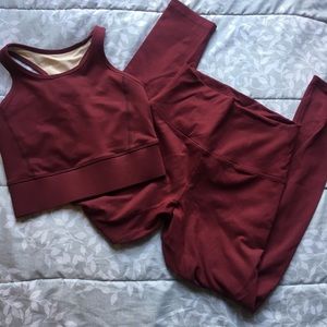 Tilyoucollapse Maroon Set